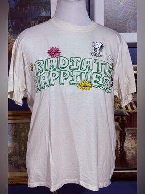 Freeze Peanuts Graphic Tee in Cream with Black Print